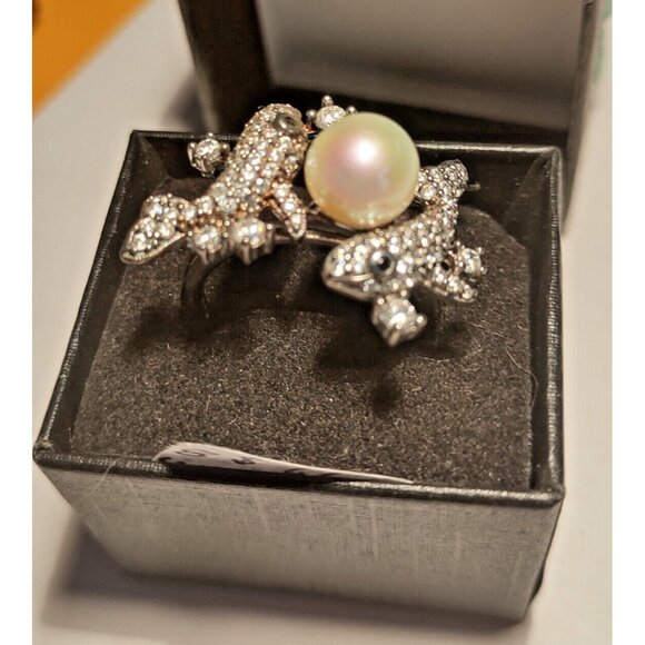 Italian Women's Size 8 Sterling Silver 925 Ring White Pearl &  CZ Dolphins - Picture 4 of 7
